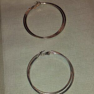 NWOT Rose & silver hoop bundle